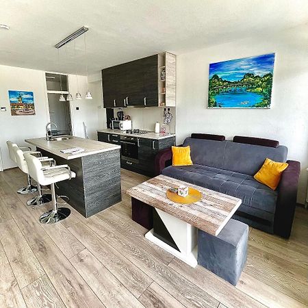 Treba Malo Odmorit - Self Check-In Option, Family Room, Ps4 Pro, Free Parking Karlovac Exterior foto