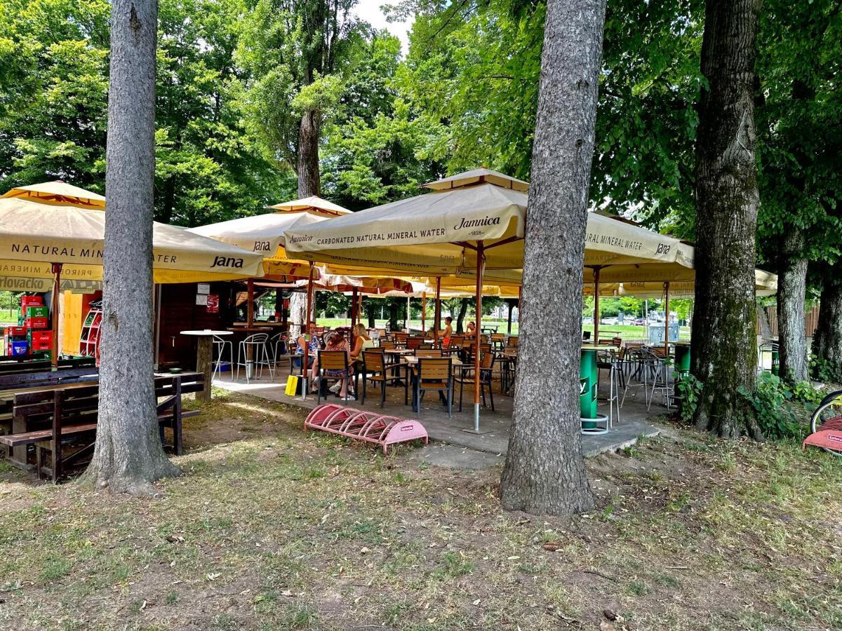 Treba Malo Odmorit - Self Check-In Option, Family Room, Ps4 Pro, Free Parking Karlovac Exterior foto
